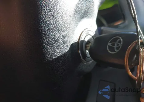 2017 Toyota Rav4 Le из США, поврежденный, VIN JTMBFREVXHJ713638